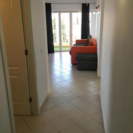 Lorena House 卡亚俄萨尔瓦赫