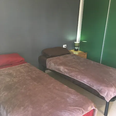 Lorena House * 卡亚俄萨尔瓦赫